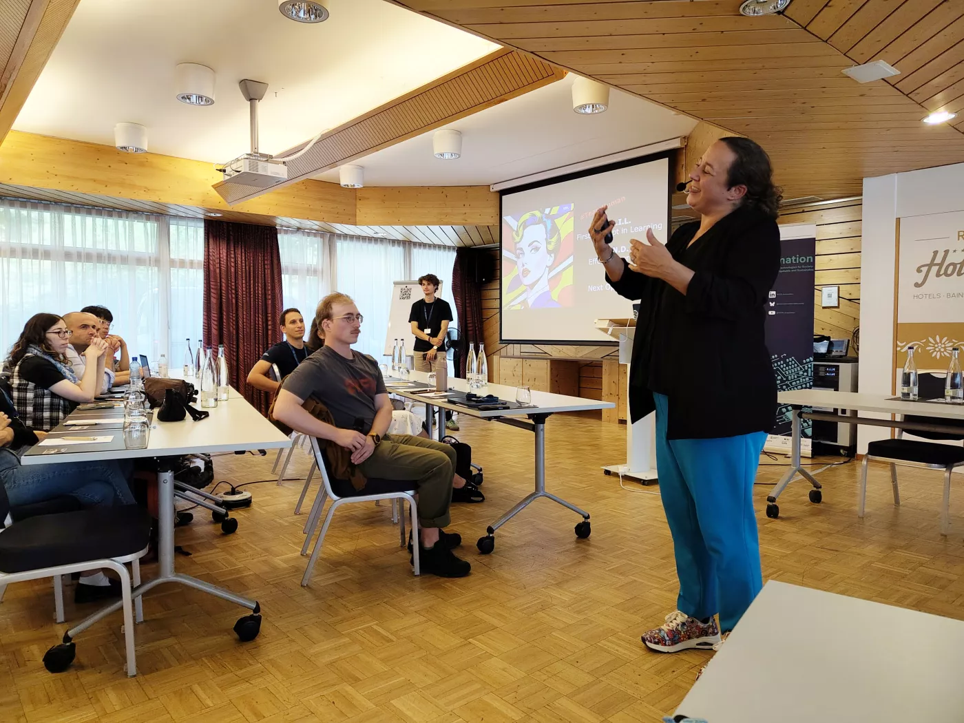 Nadine Stutz speaks to the audience